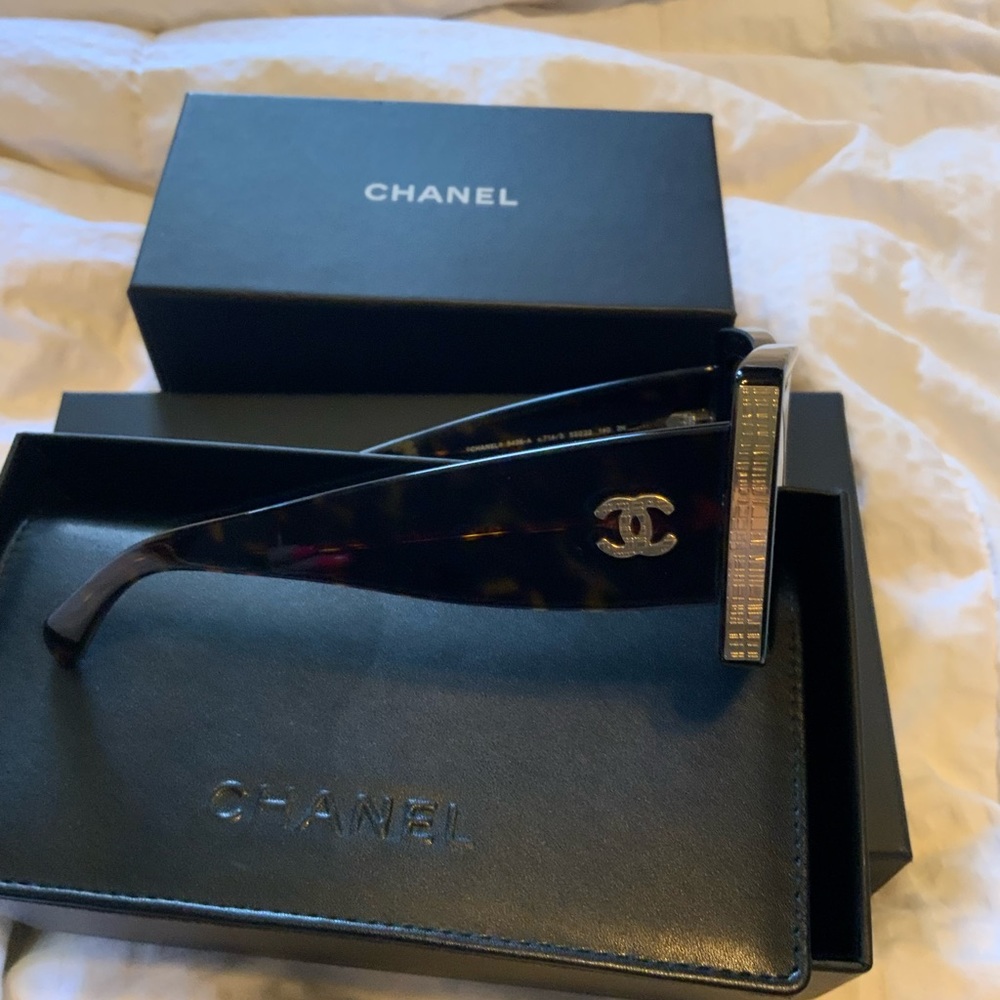 CHANEL sunglasses - Picture 4 of 4